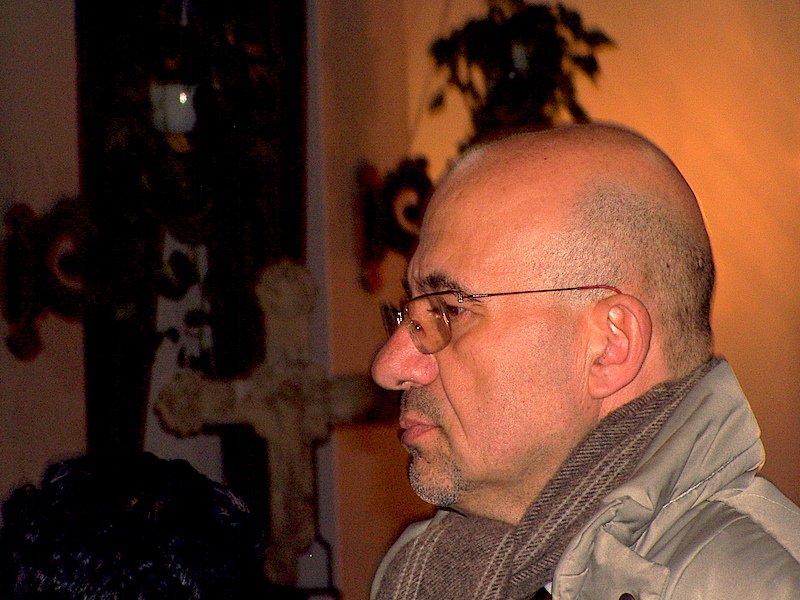 pc290103.jpg